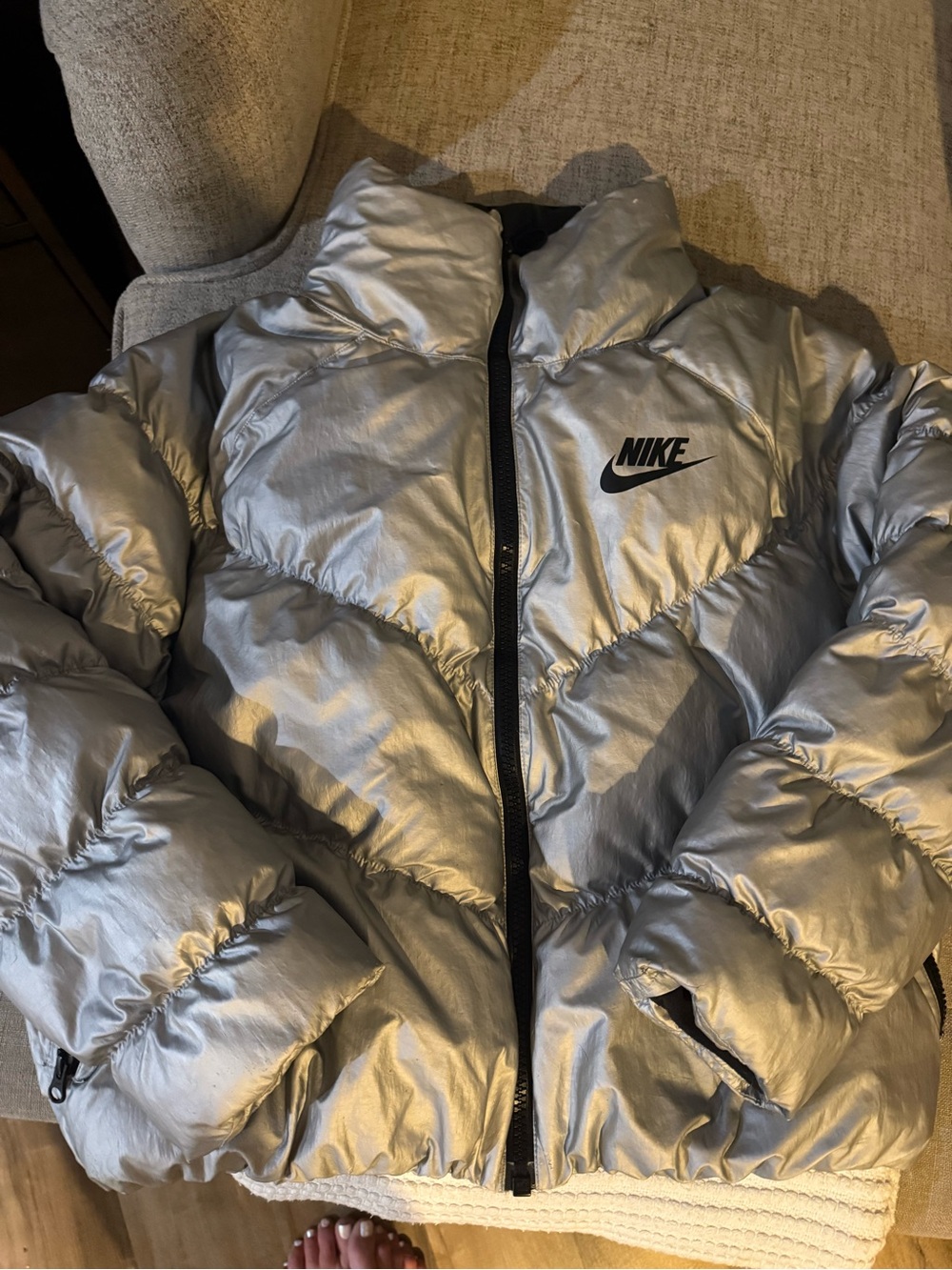 Nike Metallic Silver Women's Quilted Puffer Jacket - Picture 2 of 5